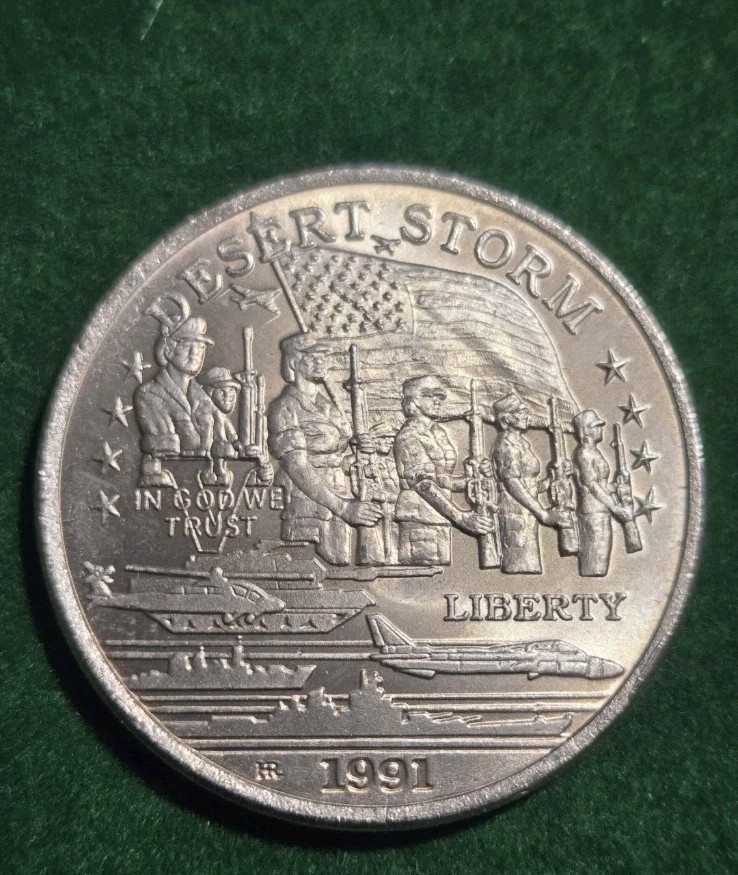 1991 Desert Storm Women's Armed Forces Hutt River Province $5 Coin