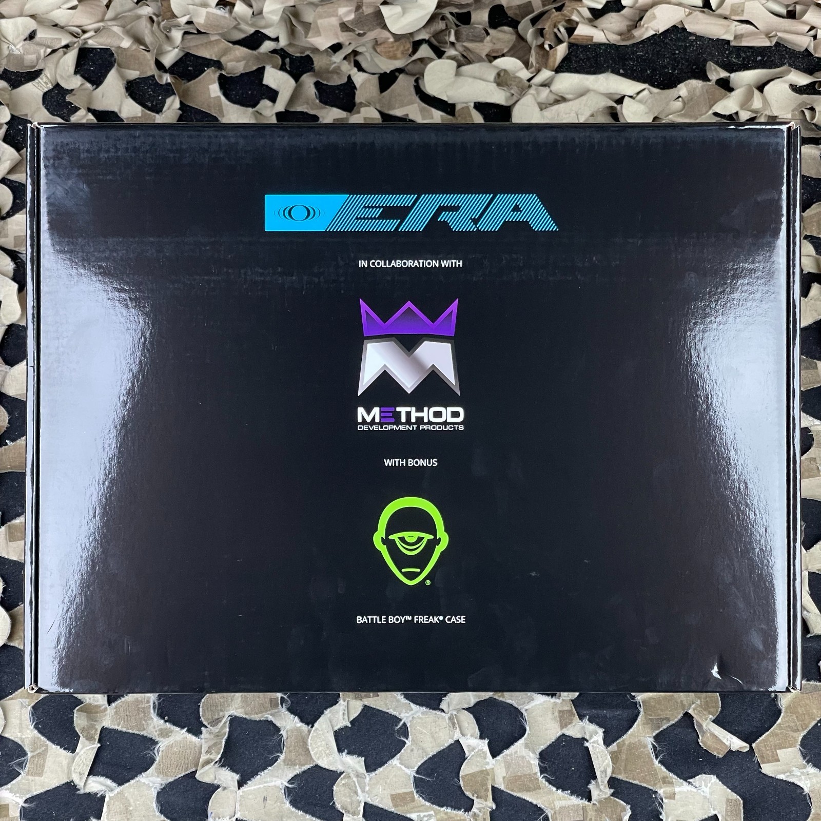 NEW Method DLX Shocker Era Paintball Gun - Black/White