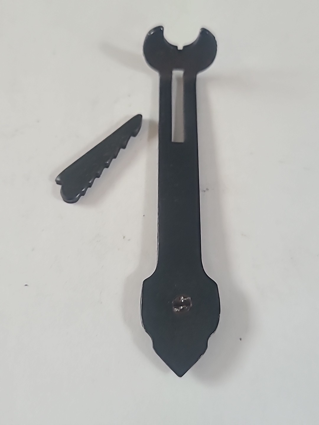 Traditions Pioneer Buckhorn Muzzleloader rear sight assembly With Elevator
