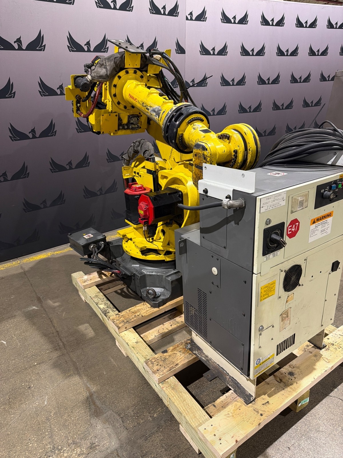 FANUC R-2000iB/210F Complete w/ R-30iB Controls USED