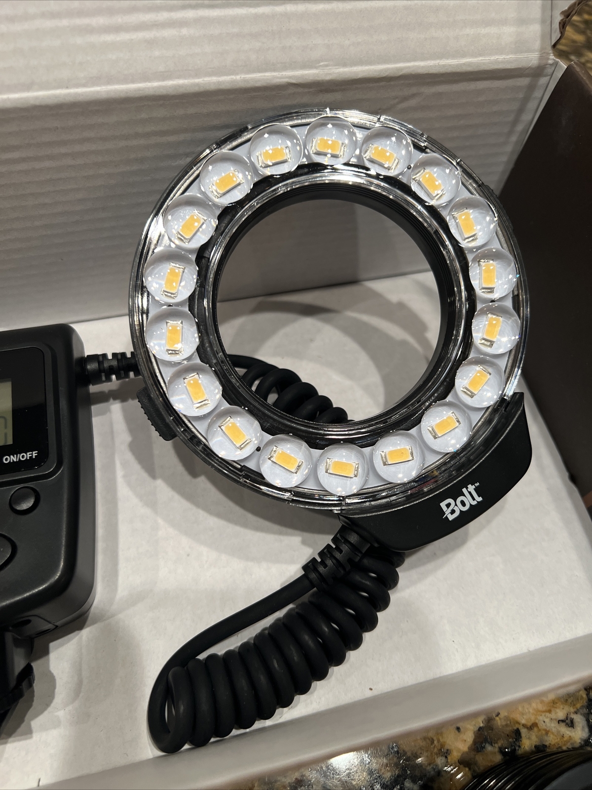 Bolt VM-160 LED Macro Ring Light With Adapter Rings Diffusers
