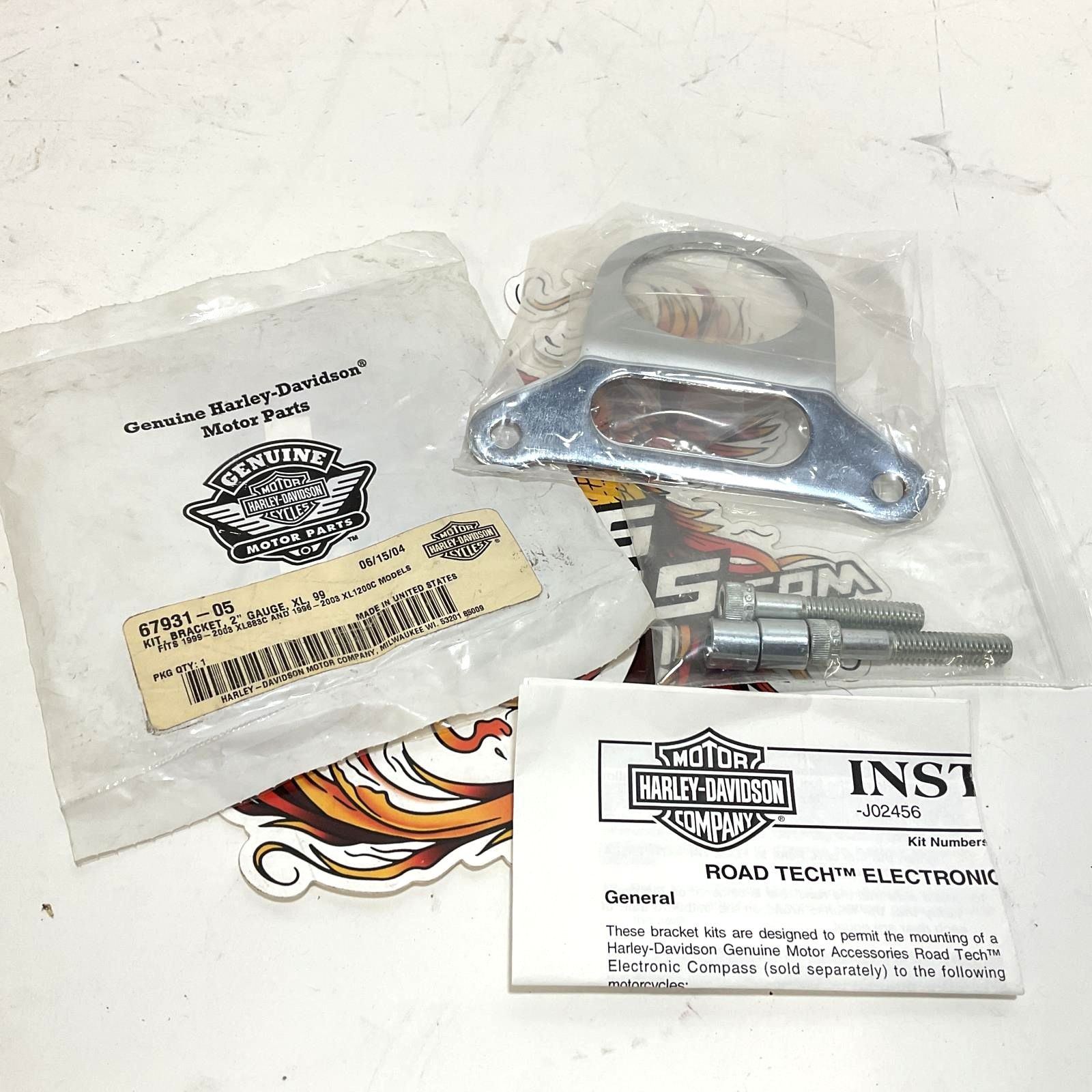 NOS Genuine Harley 2-Inch Gauge Bracket Kit 2003 and earlier XL 67931-05