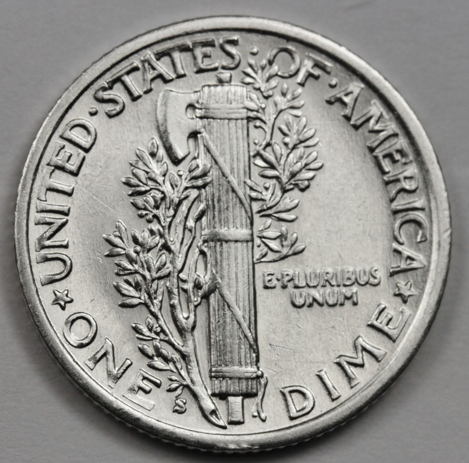 1940-s Mercury Head Dime. BU. (Inventory A)