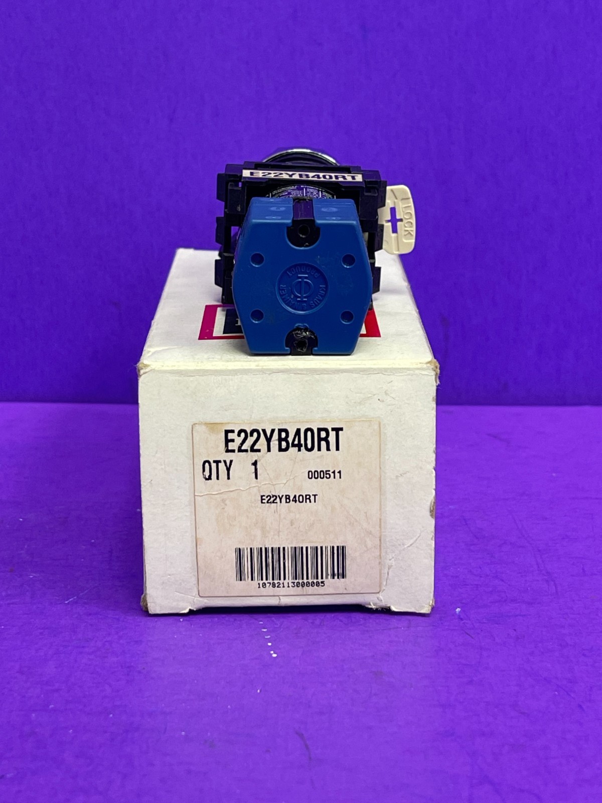 Cutler Hammer E22YB40RT 3 Position Selector Switch