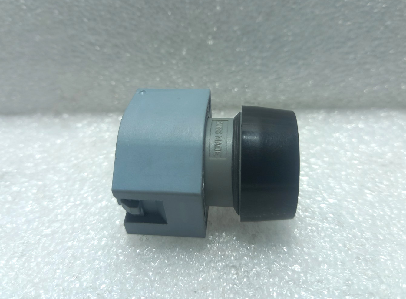 6806246 Pushbutton BLK For Nov BOP Control Panel 332.02