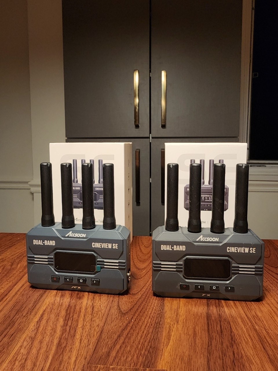 Accsoon CineView SE Wireless SDI HDMI Video Transmission System TX + RX Complete