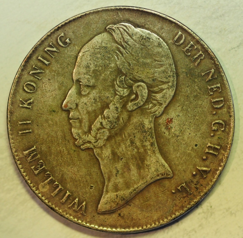 mw30478 Netherlands Silver Crown - 2 1/2 Gulden 1841  Mintage: 53,535   RARE !!!