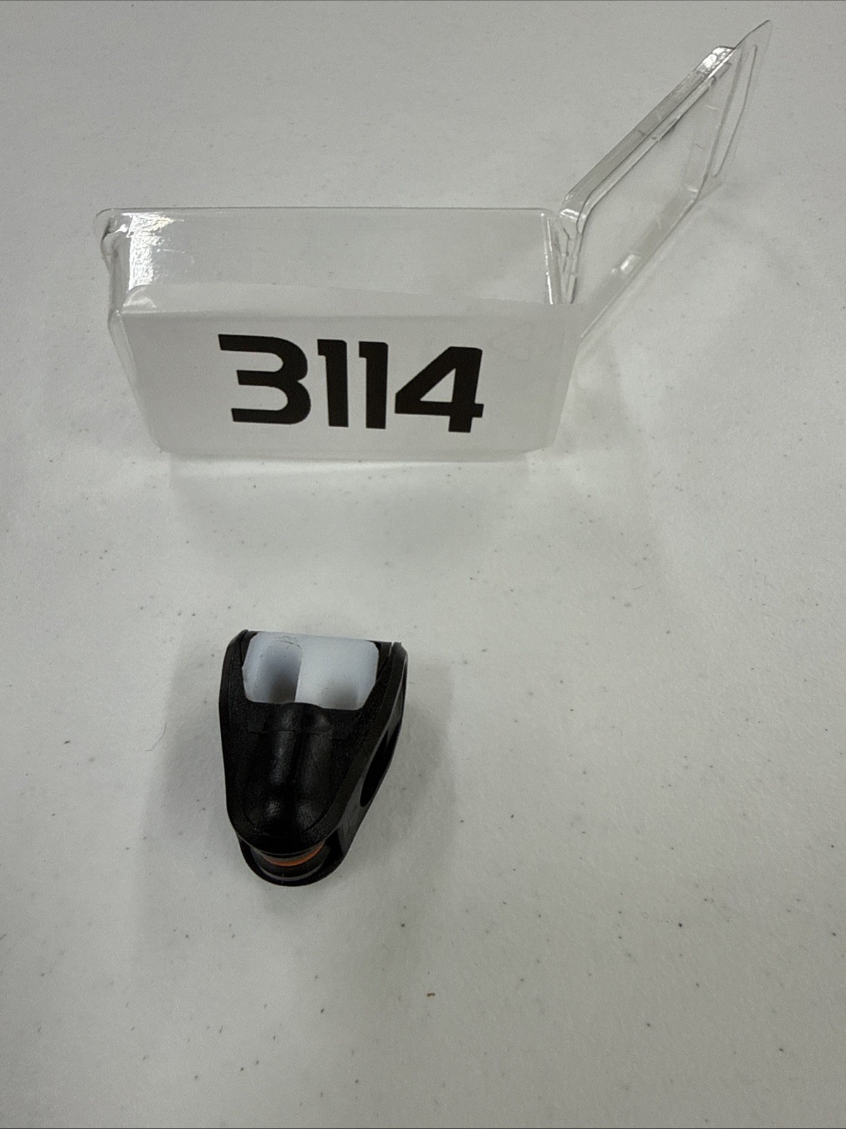 Saunders Archery - Roller Guard - Item 3114