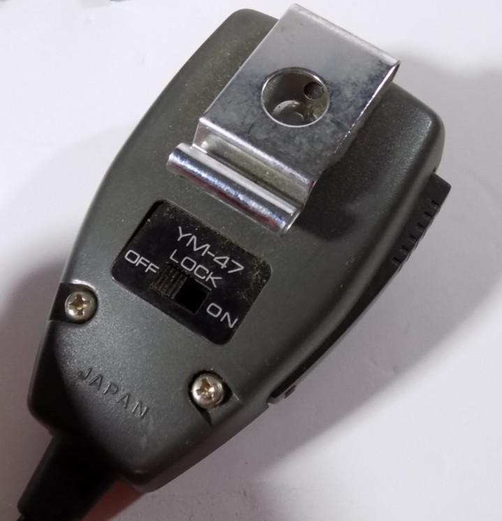 YAESU FT-230R FM TRANSCEIVER YM-47 **POWERS UP** Japan