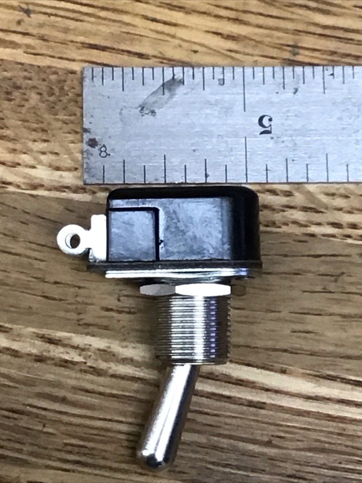 (1) Carling Technologies Toggle Switch 2233R 6A/125VAC or 3A/250VAC