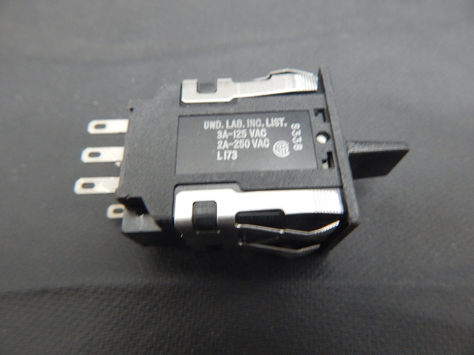 HONEYWELL MICROSWITCH AML23EBA2AC07 SWITCH TOGGLE DPDT 3A 125V - FAST SHIPPING