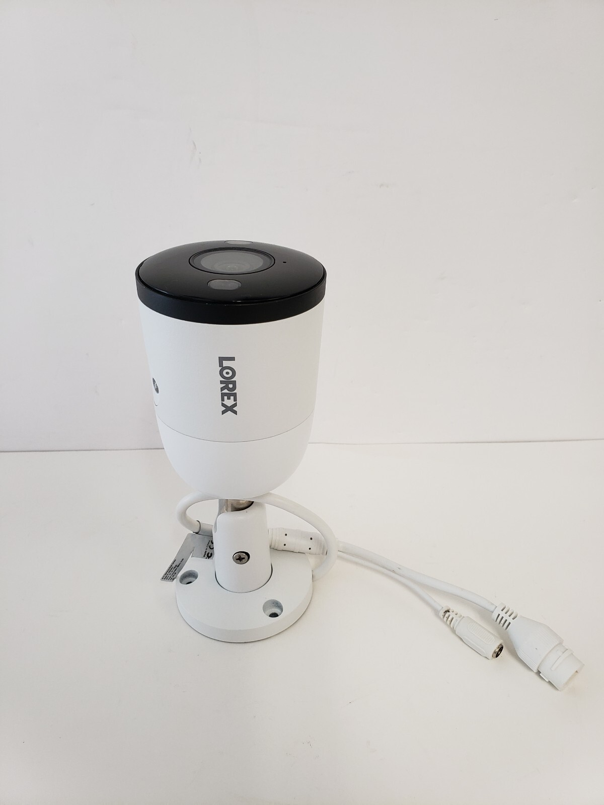 Lorex 4K Ultra HD Smart Deterrence IP Camera with Smart Motion Plus E893AB