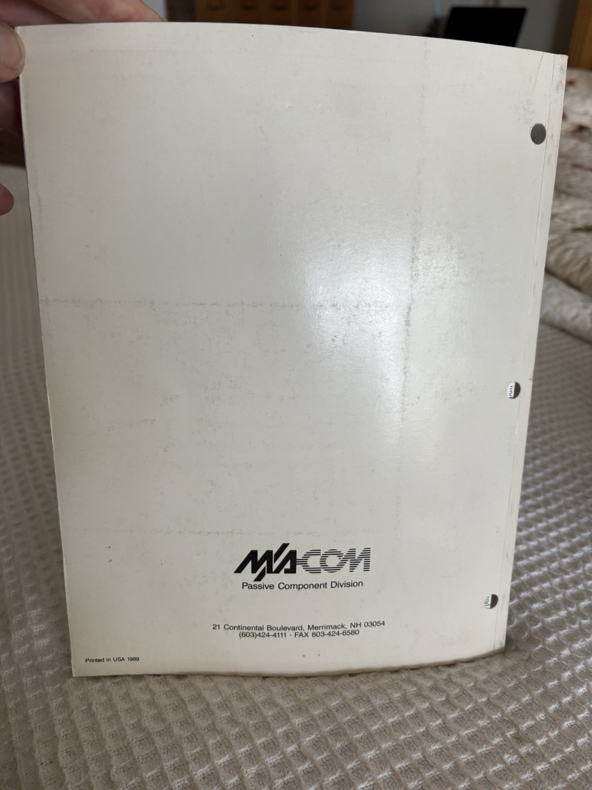 M/A-Com Passive Microwave Components Catalog By Hall-Mark Electronics Corp