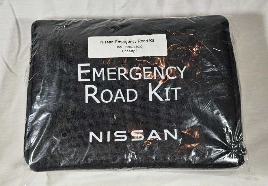 OEM New Sealed Nissan Emergency Road Kit Vehicle Safety Kit 999A3-SZ000.