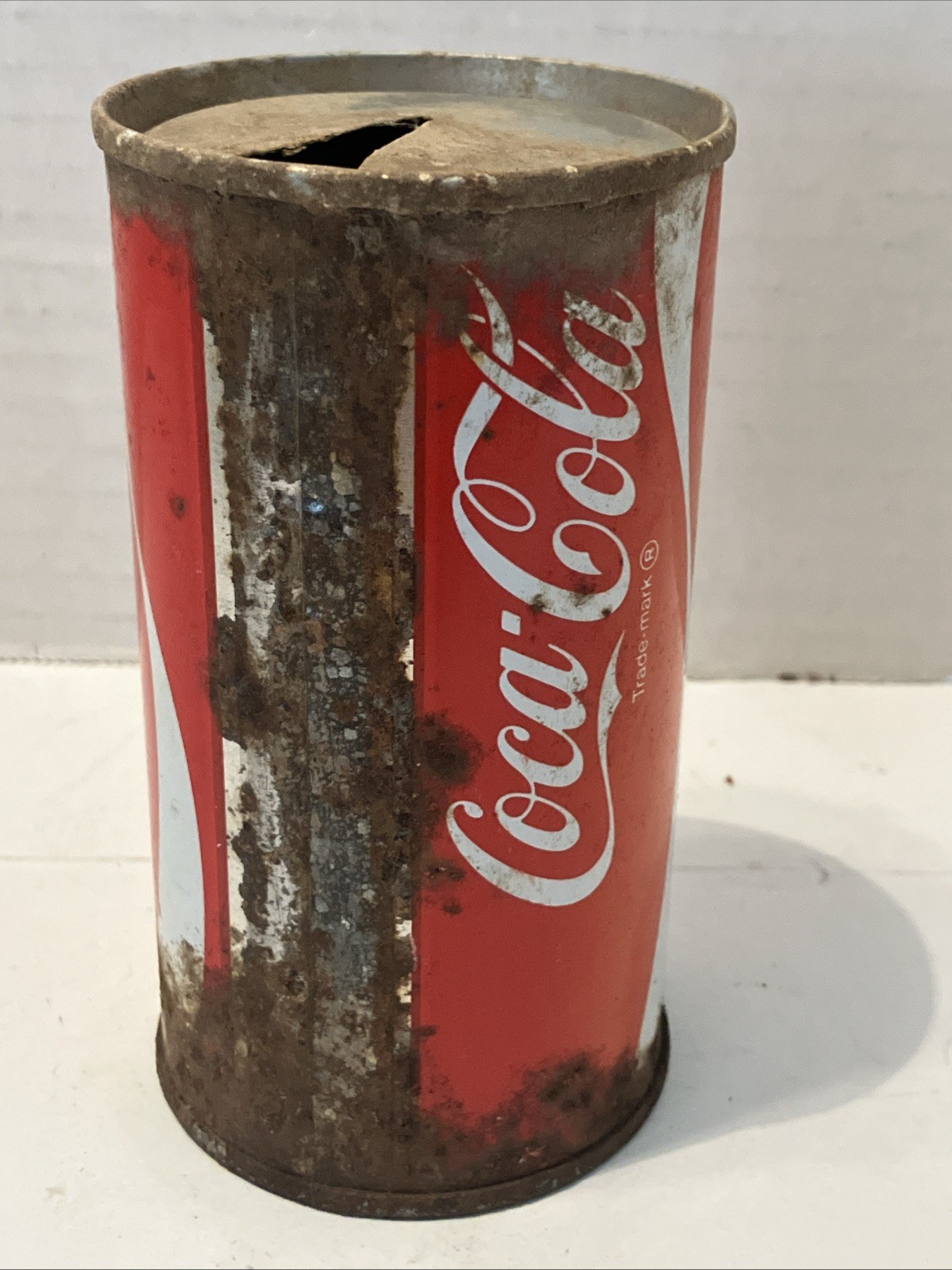 vintage Coke soda can 12 Oz Coca-Cola -Rust