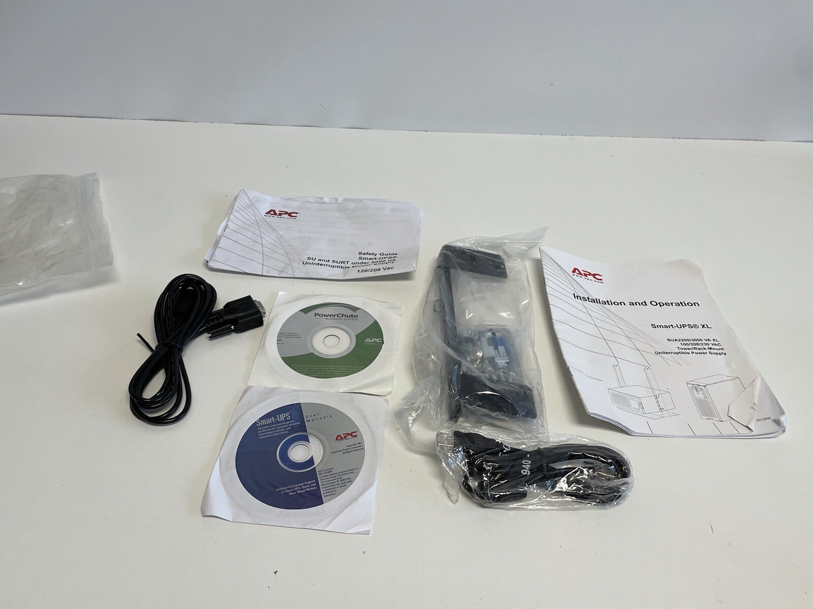 PP9: APC LIT KIT DOM 2200/3000 XL 0L1483
