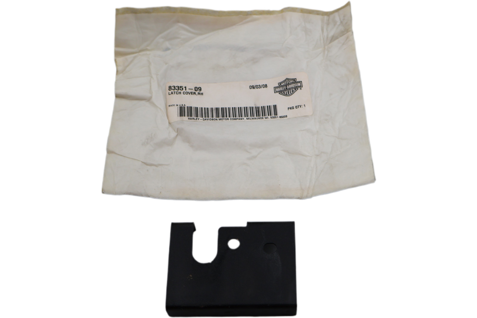 83351-09 NEW OEM 2009-2010 HARLEY-DAVIDSON FLHTCUTG TRI GLIDE TRUNK LATCH RIGHT