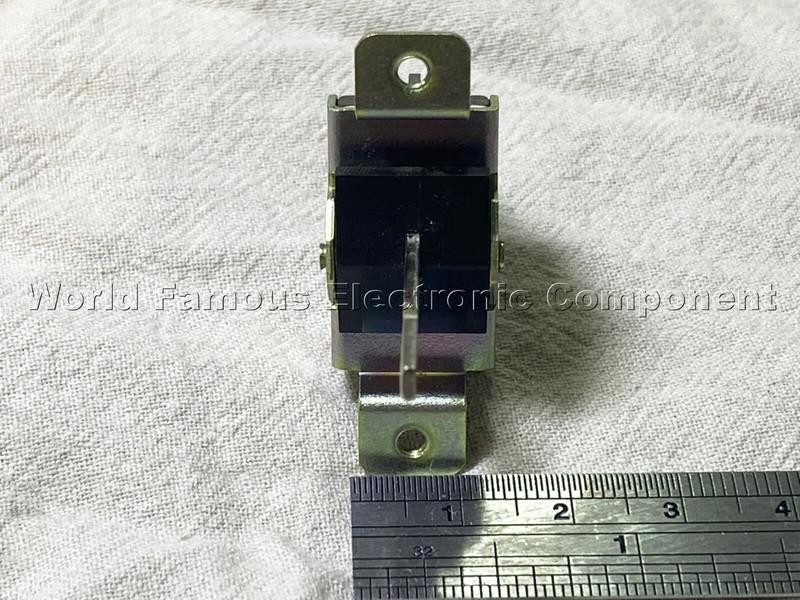 1pcs - ALPS TV-5 ON/ON 3-Pin Toggle Power Switch Made in JAPAN (1)
