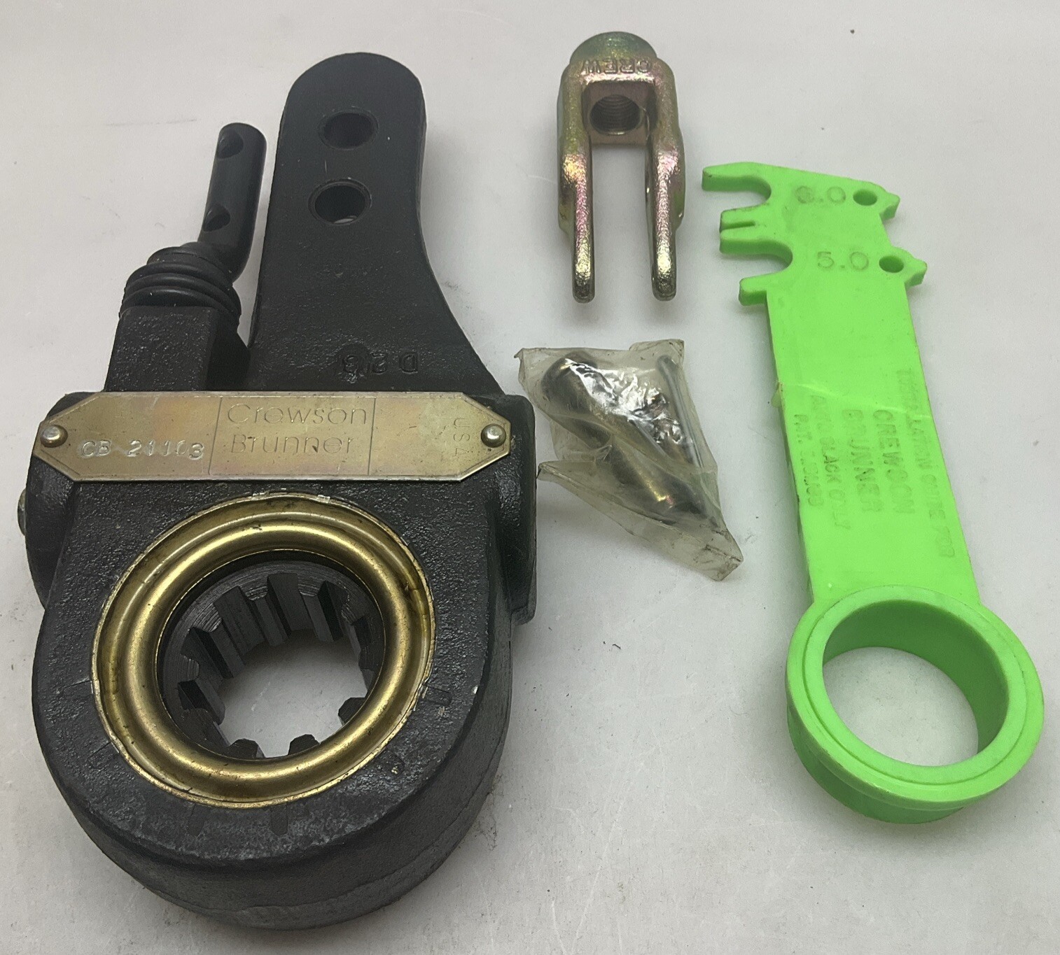 Crewson CB21103 Automatic Slack Adjuster 5-6” Span 1.5”-10” Spline
