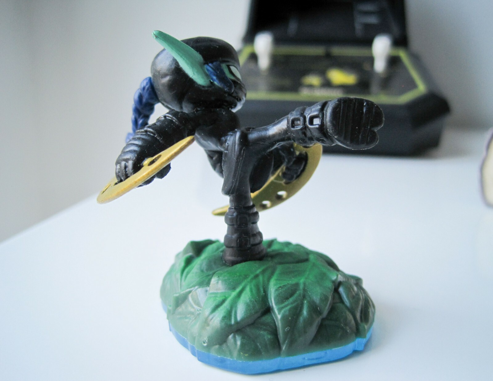 STEALTH ELF, NINJA - SKYLANDERS SWAP FORCE | MODEL NO 84749888