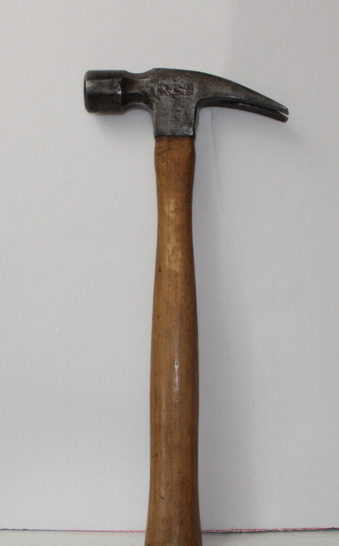 Good User Vintage VAUGHN  20 oz Finish Carpenters Rip Hammer USA Inv#AB85