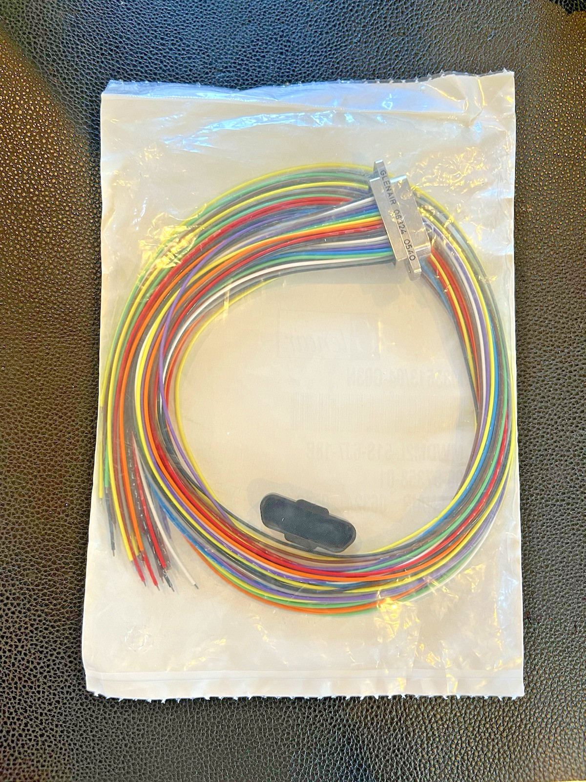 Glenair M83513/04-G03N Micro D Cable Assembly 51 Pos, MWDM2L-51S-6J7-18B *NEW*