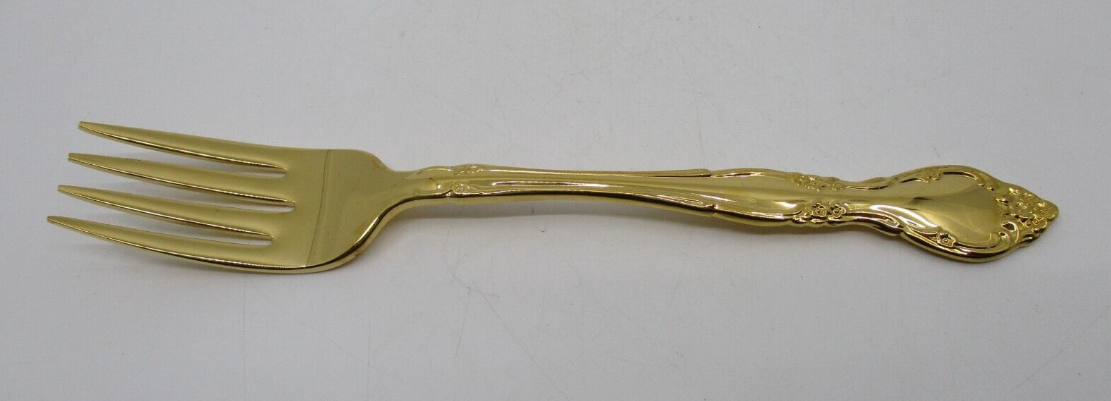 ONEIDA STAINLESS GOLDEN AFFECTION SALAD FORK  - 6 3/4"  01S