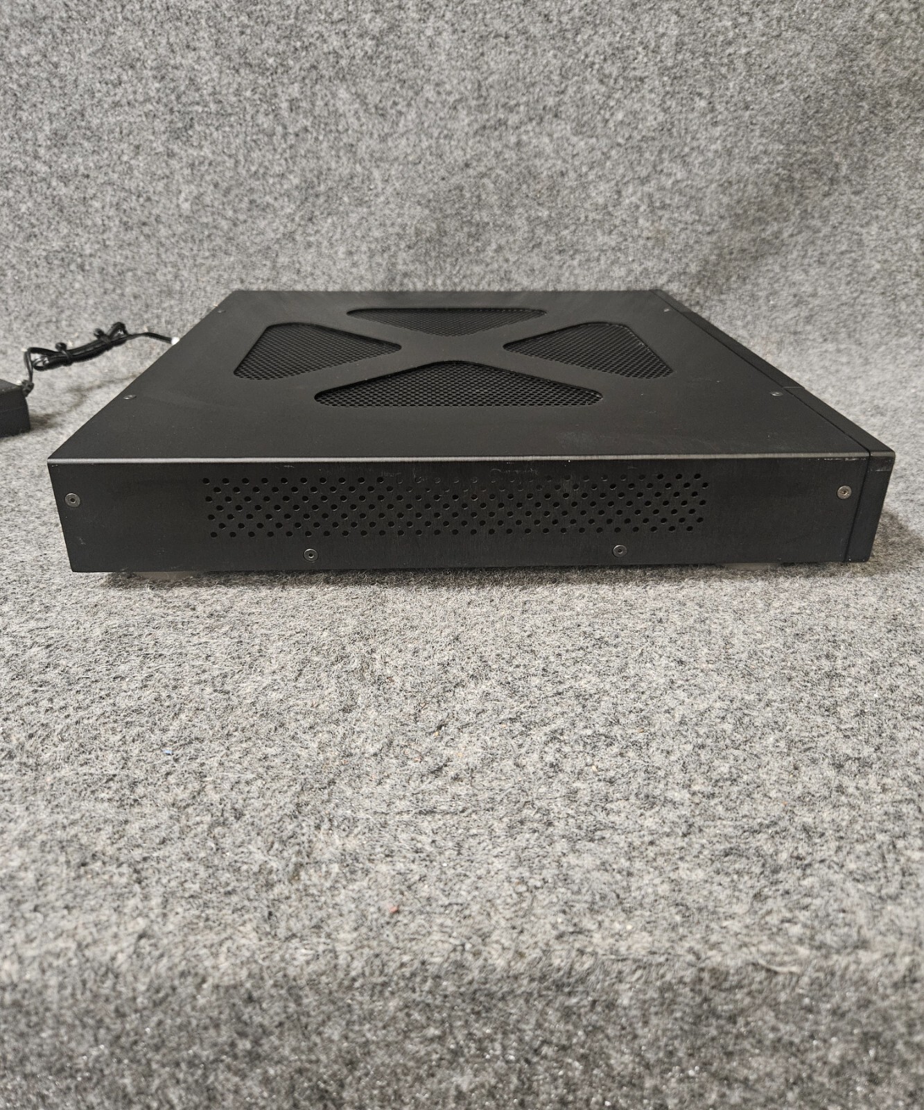 Niveus Media Niveus Digital Cable Receiver