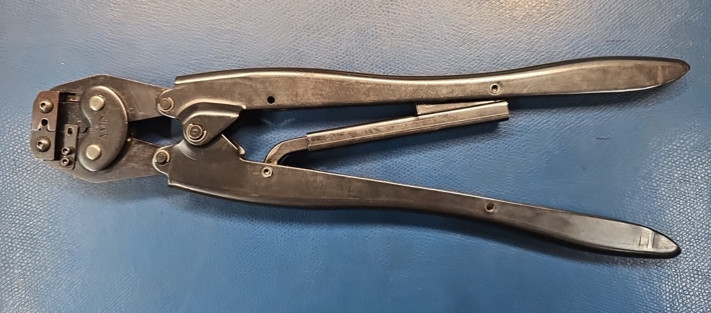 AMP 220009-1 Hand Crimp Tool Crimper 50-OHM BNC Connector FREE SHIPPING