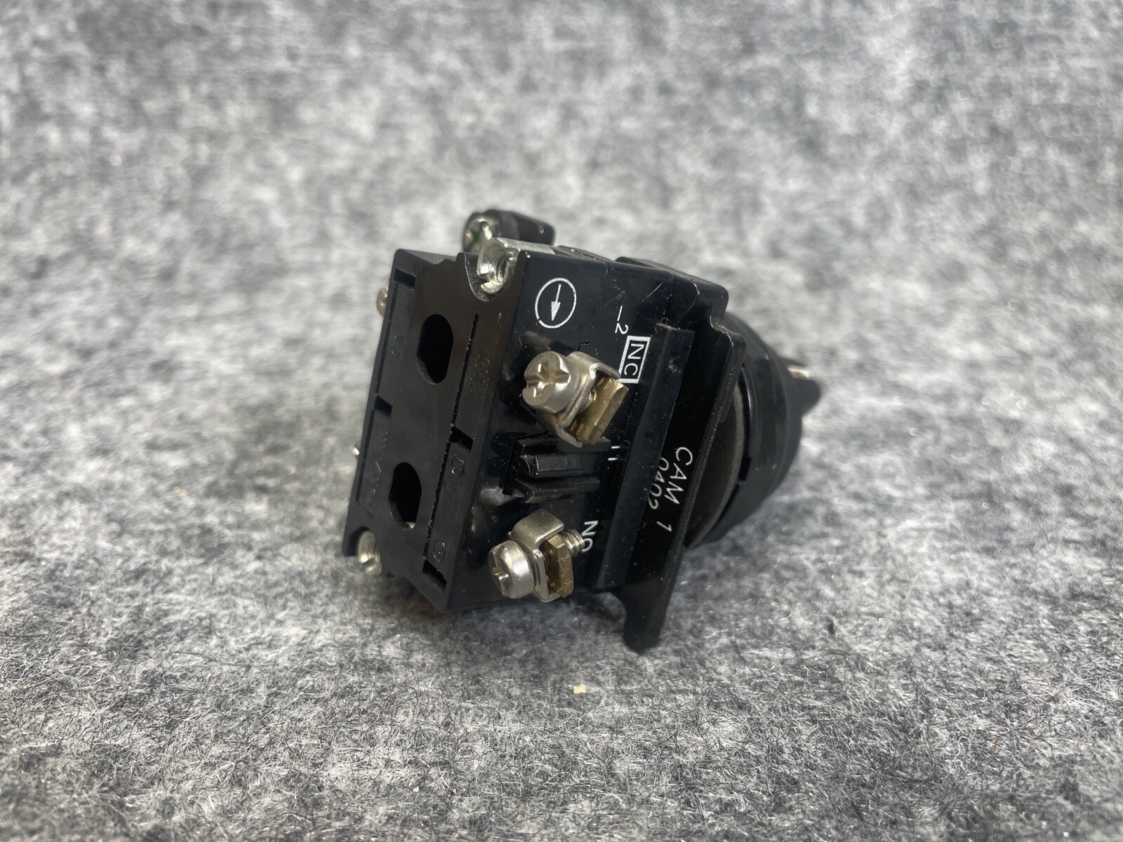 Cutler-Hammer 10250T/91000T 2-Position Selector Switch