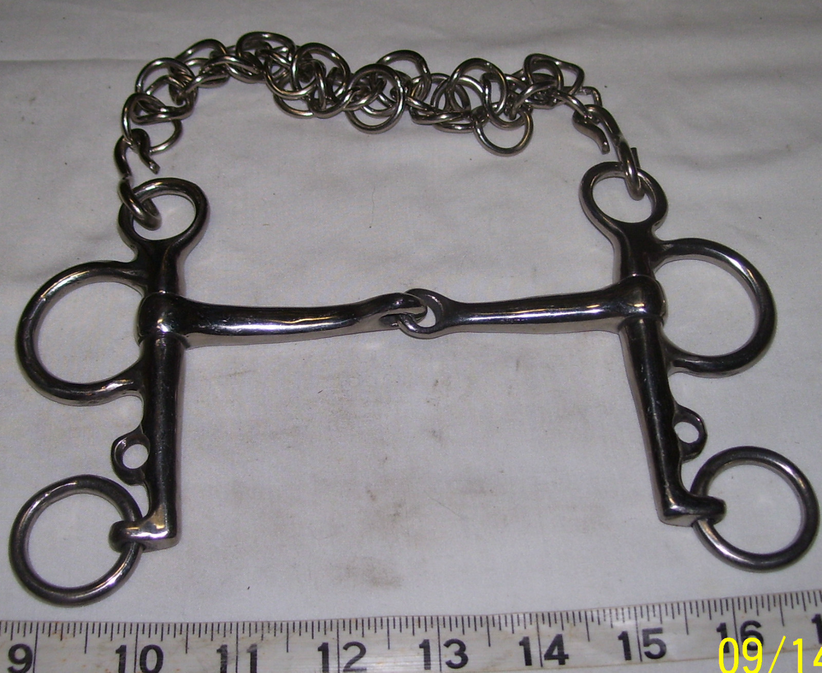 HORSE BIT-4-3/4" PELHAM BROKEN MOUTH STYLE-STAINLESS STEEL EXCELLENT W/CHAIN