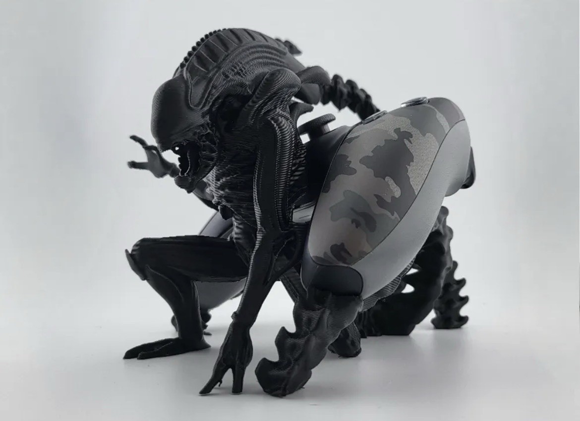 PS5 Xenomorph Controller Stand Alien Holder