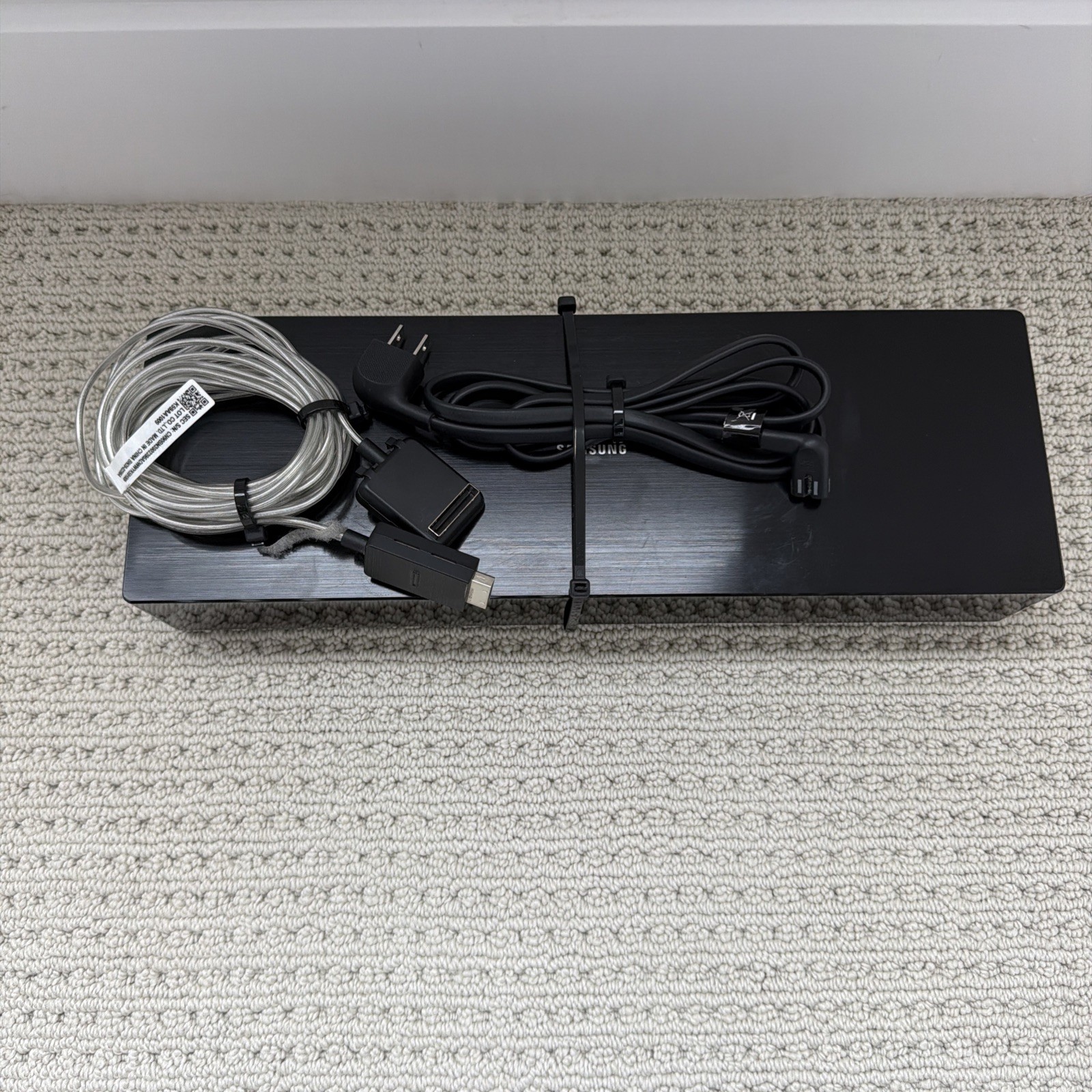 Samsung One Connect Box SOC1005N / NOT WORKING / ALL CABLES
