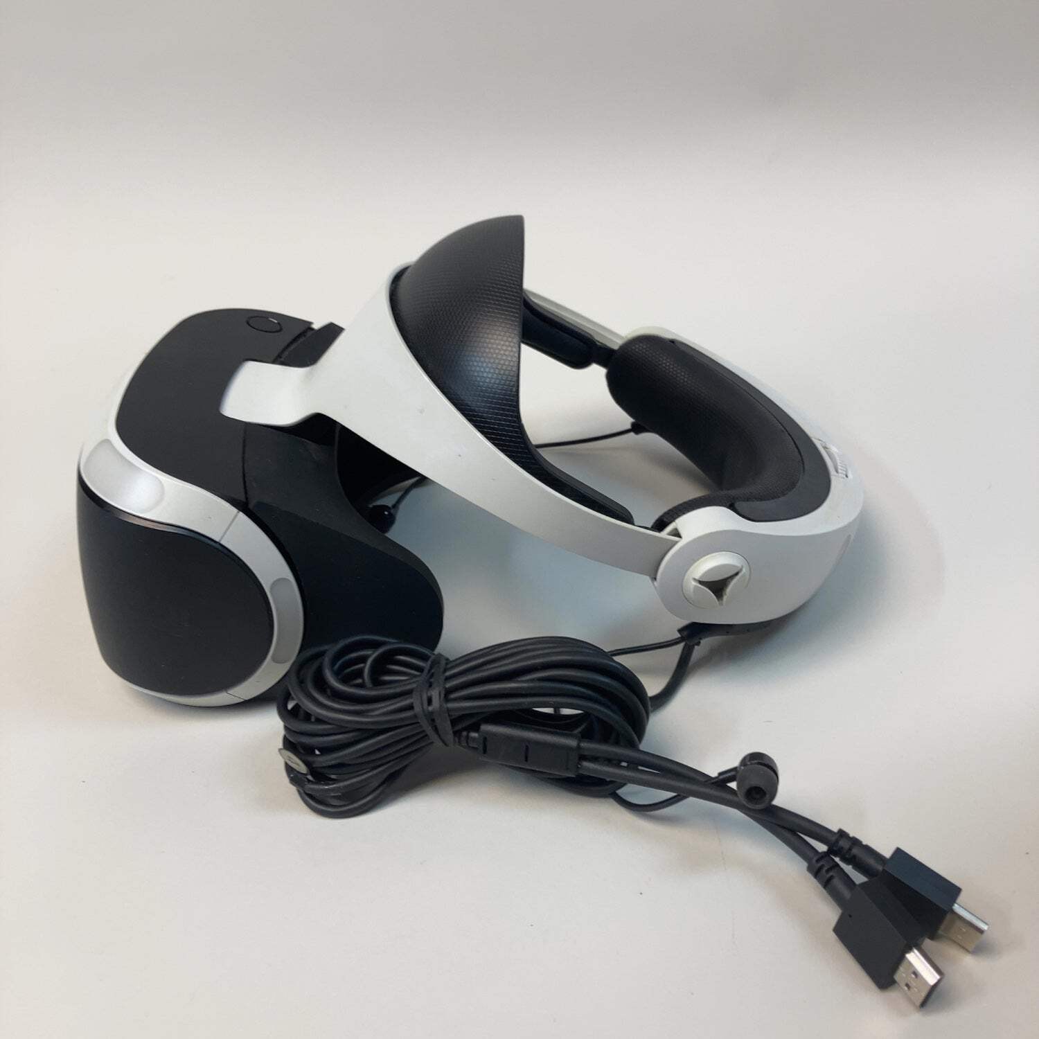 Sony PlayStation VR Virtual Reality VR Headset White CUH-ZVR2