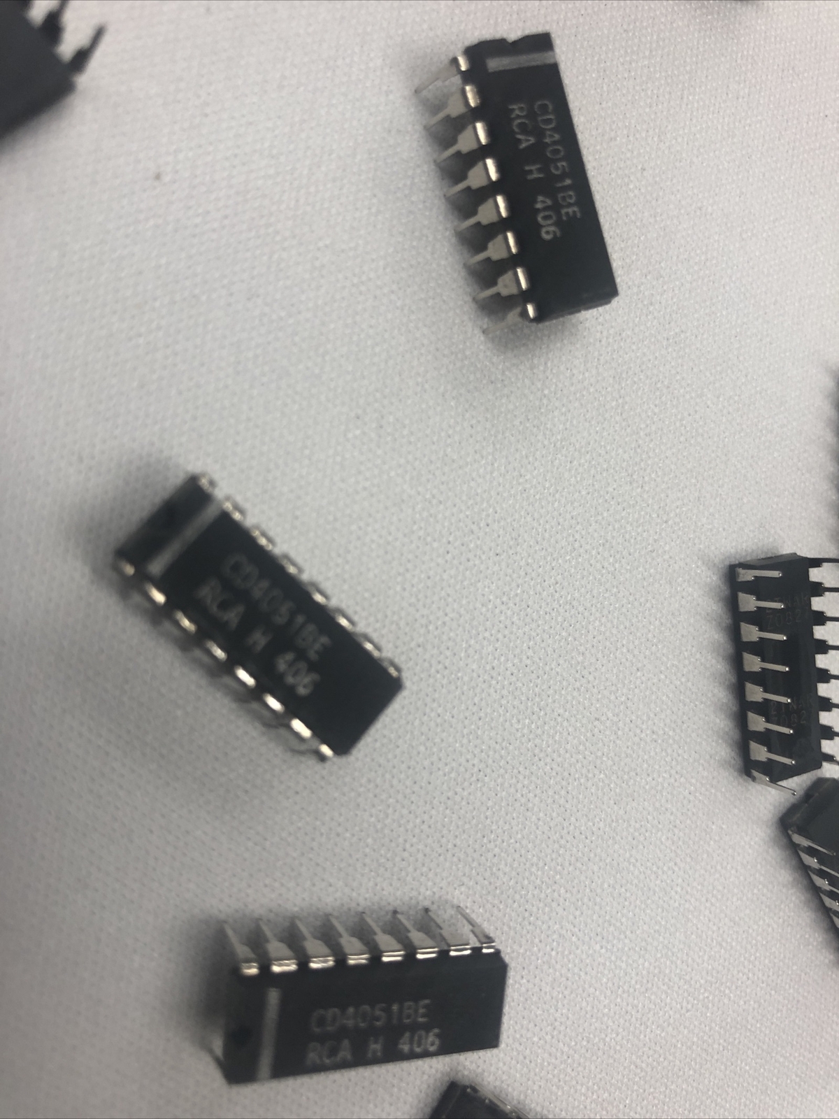 CD4042BCN , ID-D-7-6-2-6, Tegal? Chips Components