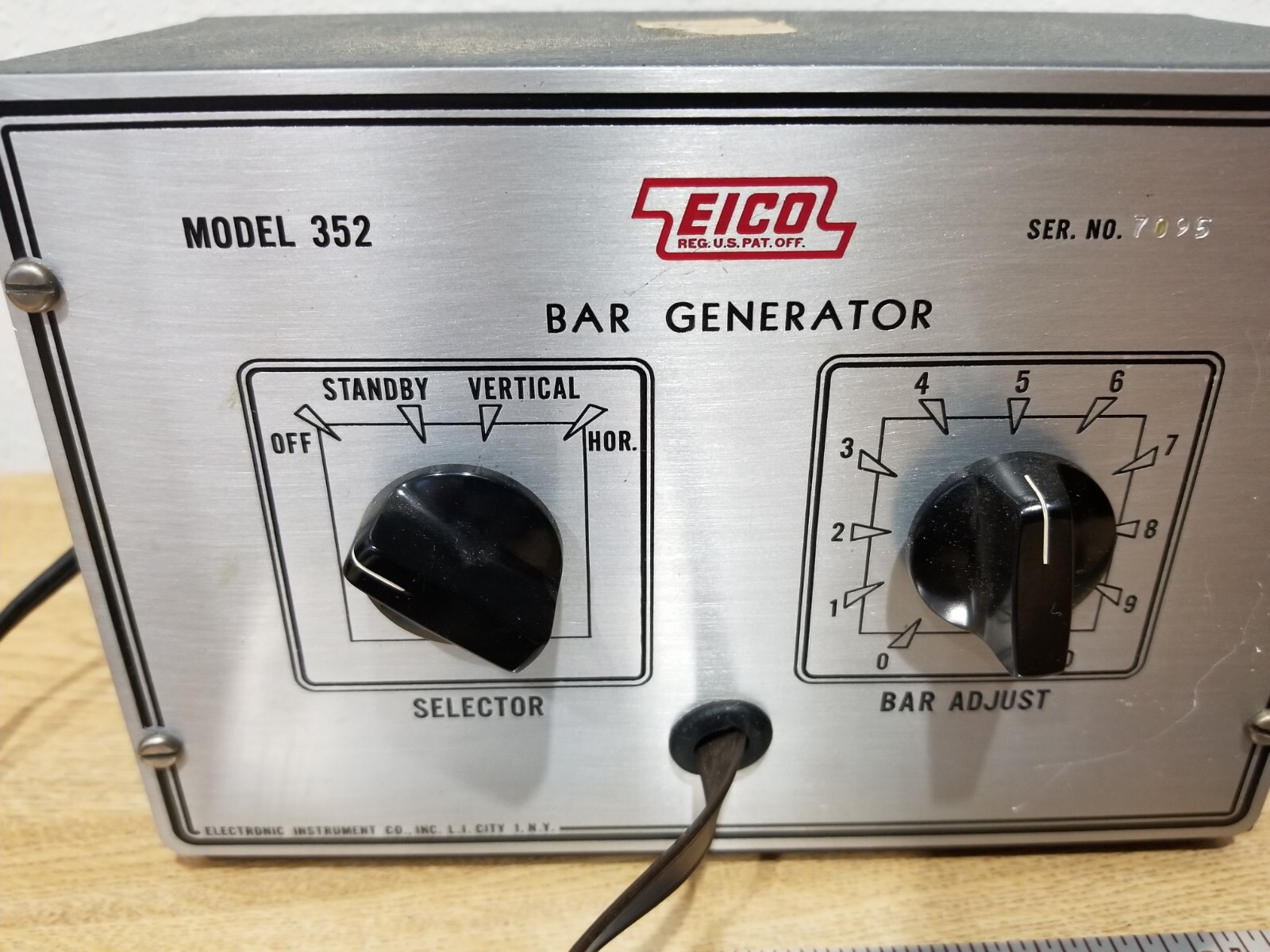 Vintage EICO Bar Generator Model 352 - Made in the USA
