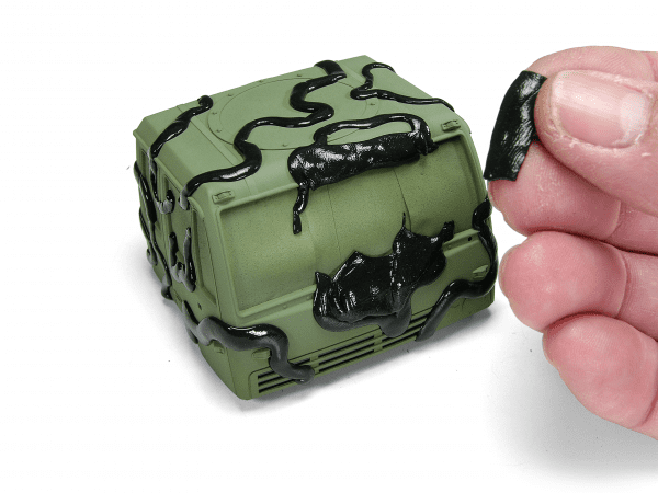 AK Interactive Elastic Masking Putty