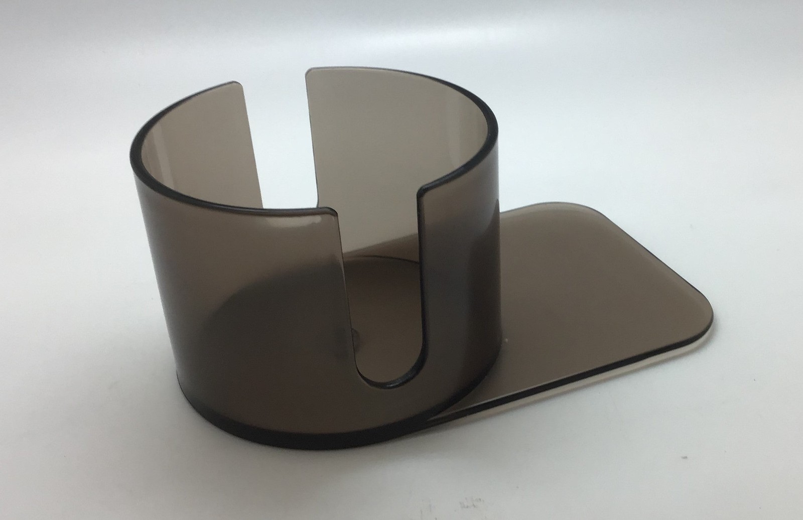 DRINK HOLDER - 1 POKER SLOTTED PLASTIC SLIDE UNDER CAN BOTTLE GLASS - FREE S/H *