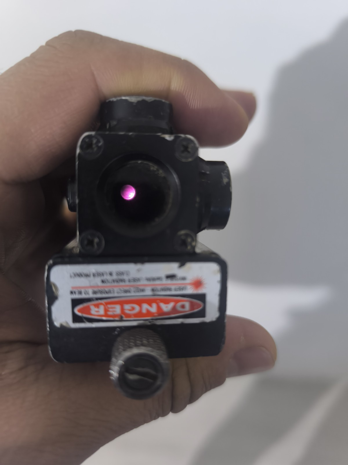aim 1 laser