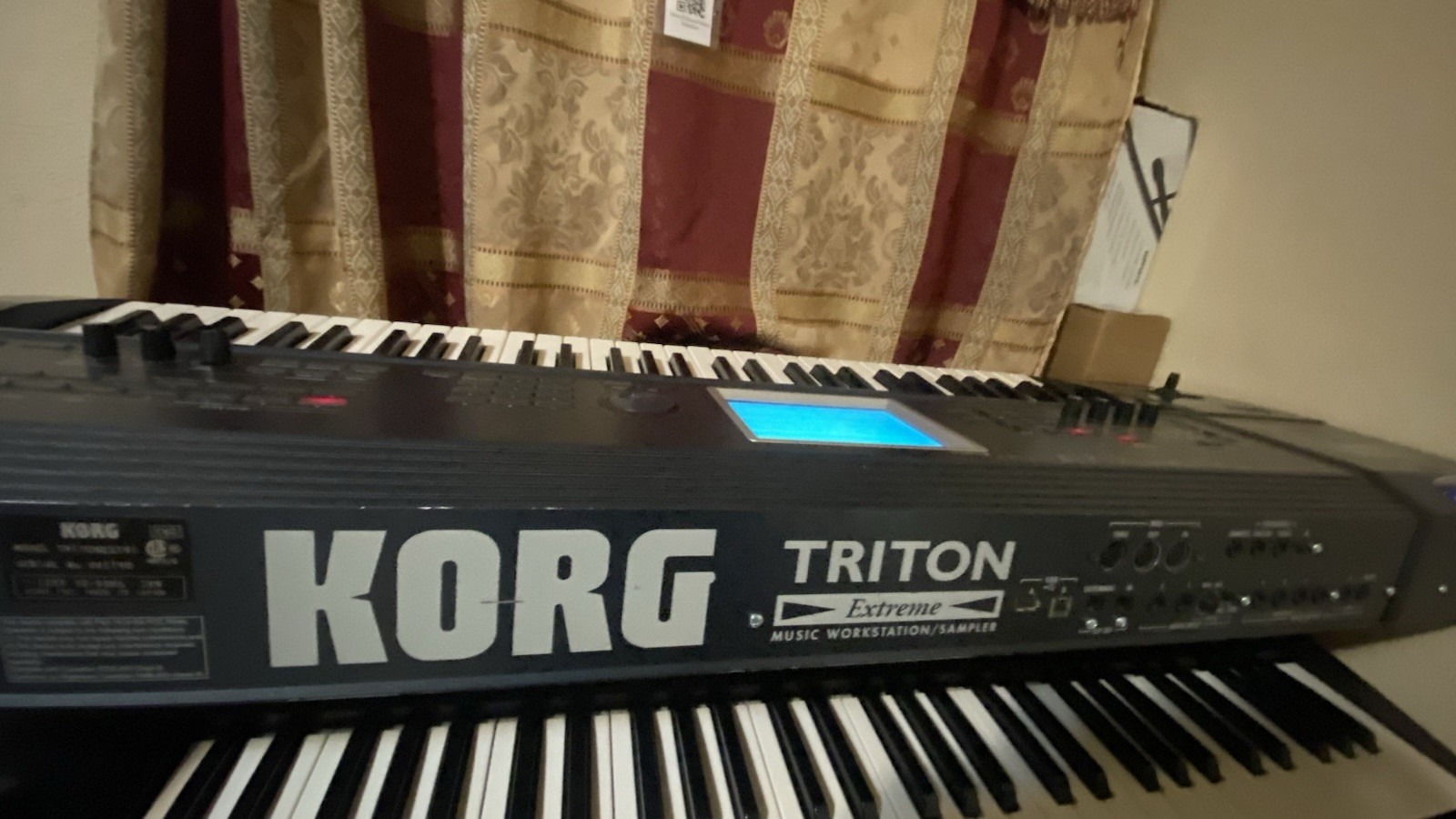 Korg Triton Extreme 61-Key Sampler Synthesizer Workstation -See Description