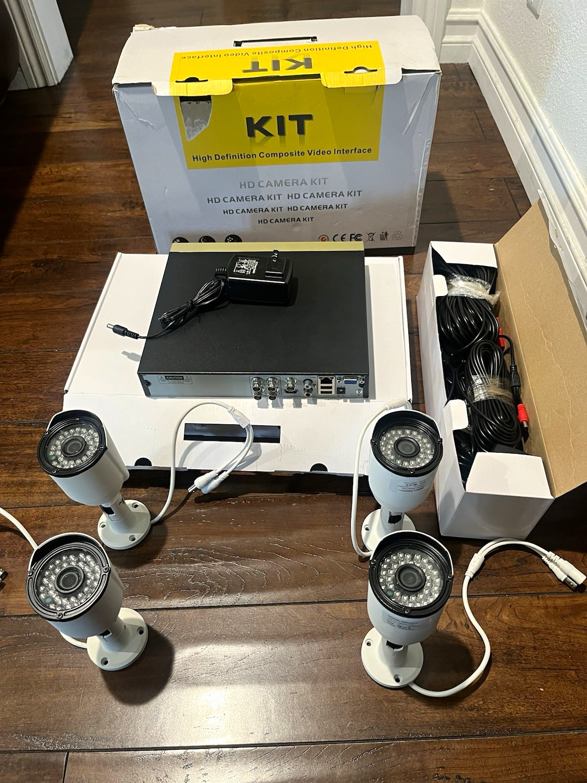 HD Camera Kit 4Ch DVR Security System w/ 4 Wired BNC Cameras Black/White