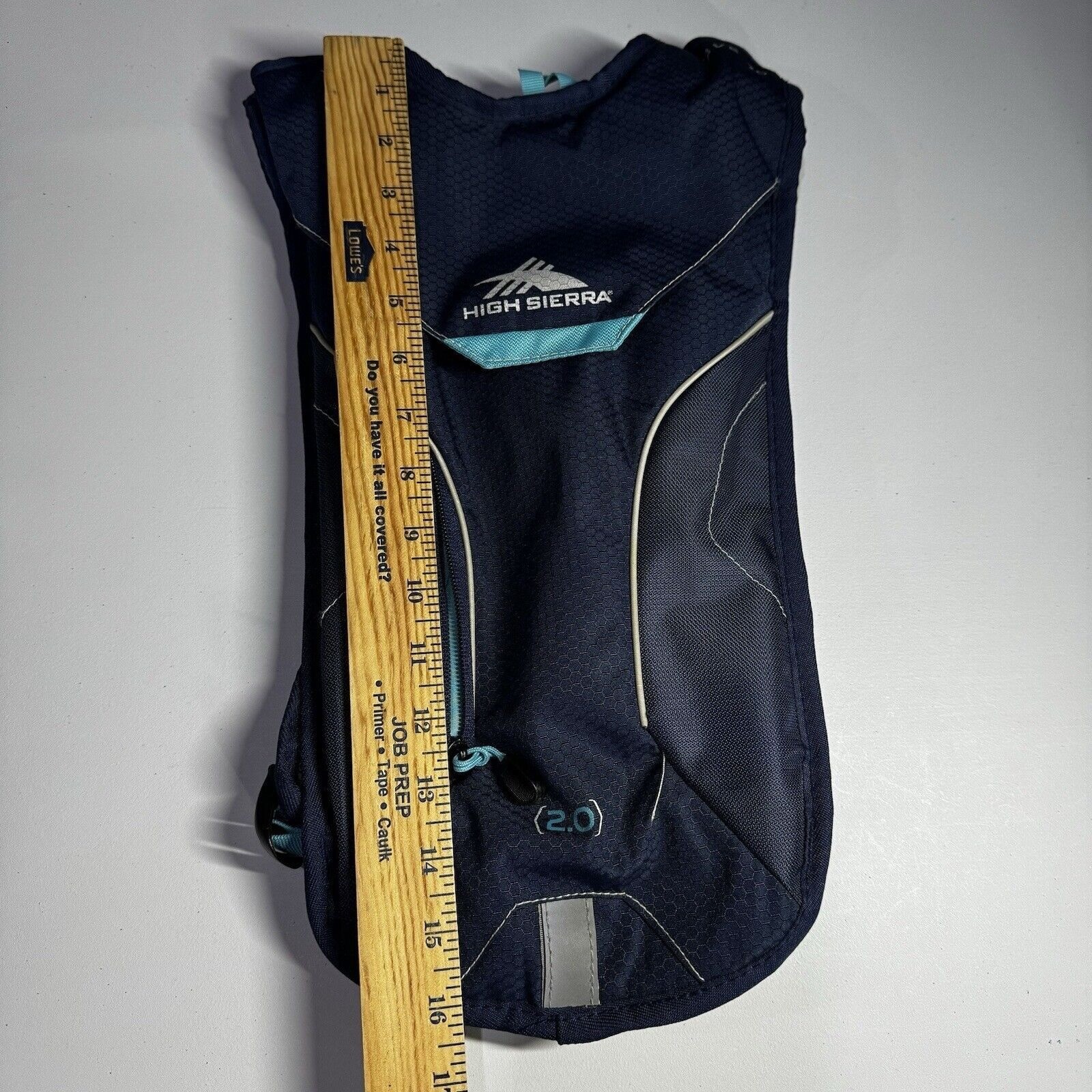 High Sierra Hydration Pack 2 Liter Backpack Hiking Outdoor