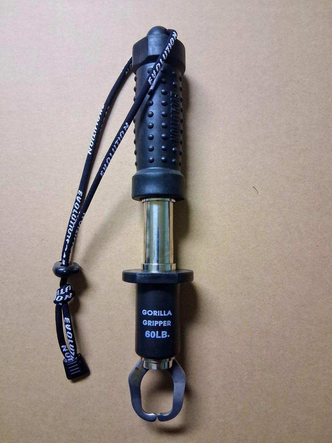 GORILLA LIP GRIPPER