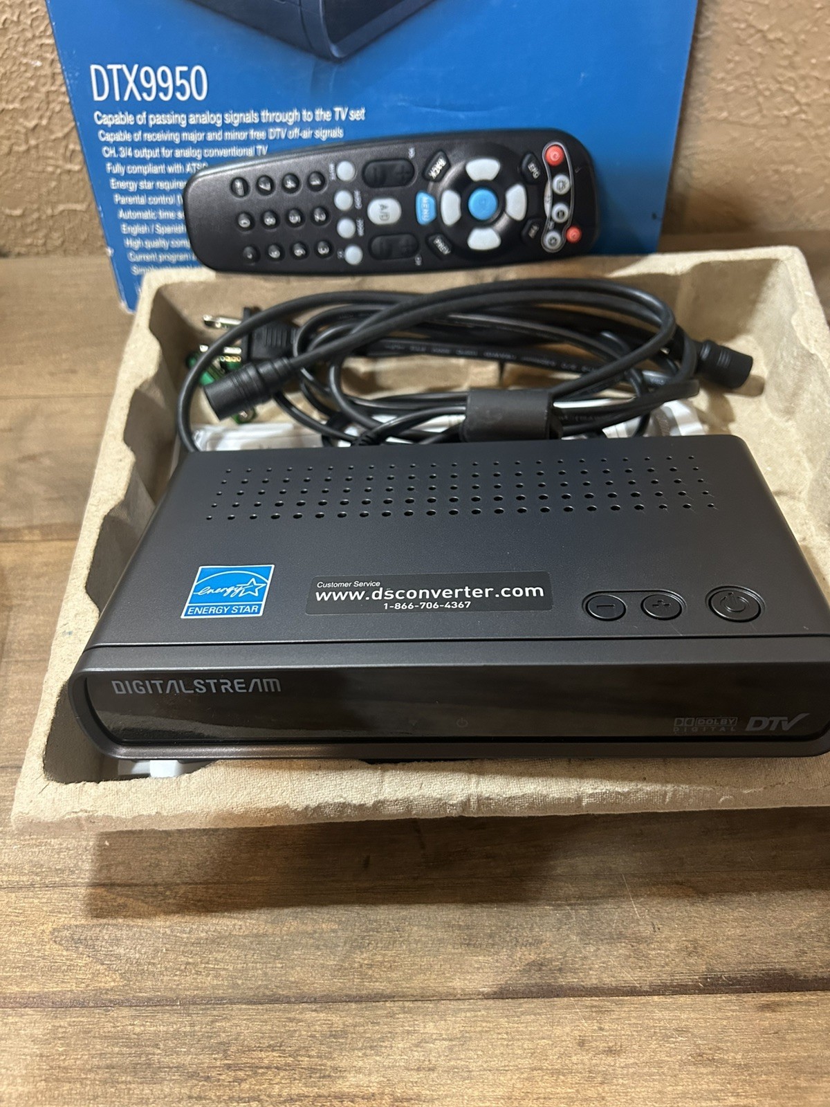 Digital Stream Analog Pass-Through DTV Converter Box Model: DTX9950