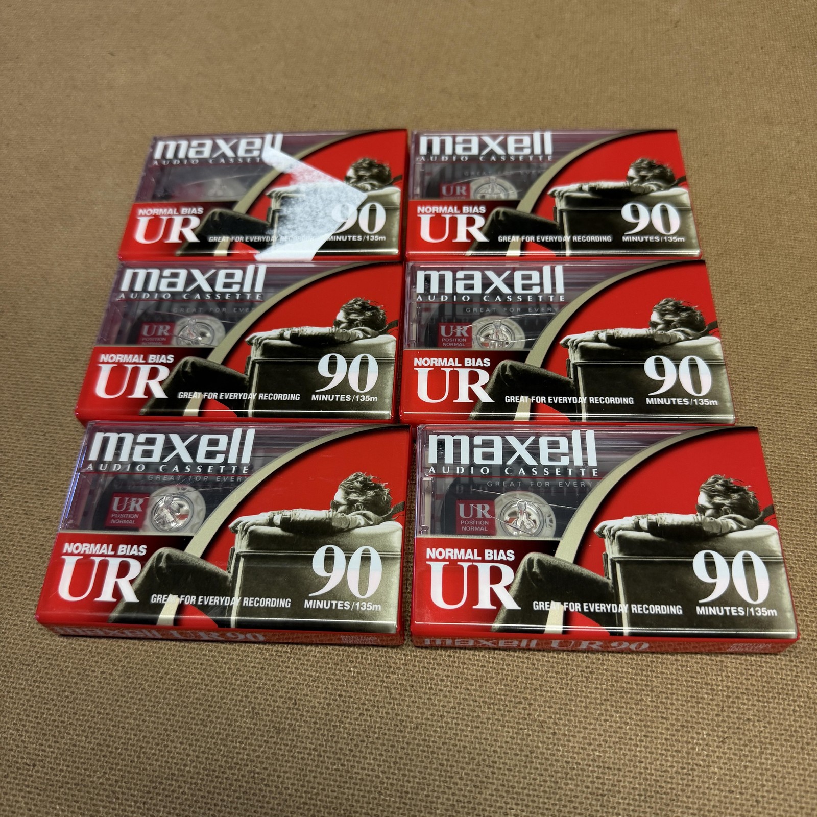 Maxell UR 90 Red Rigid Plastic Travel Case Lot 6 Blank 90 Min Audio Cassettes