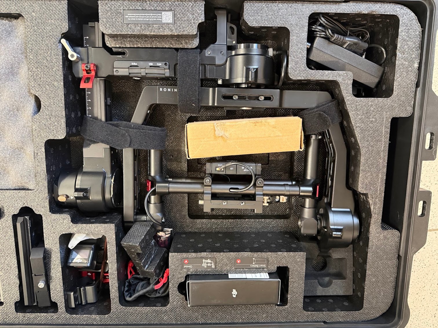 DJI Ronin R-16 3-Axis Gimbal Stabilizer With Case