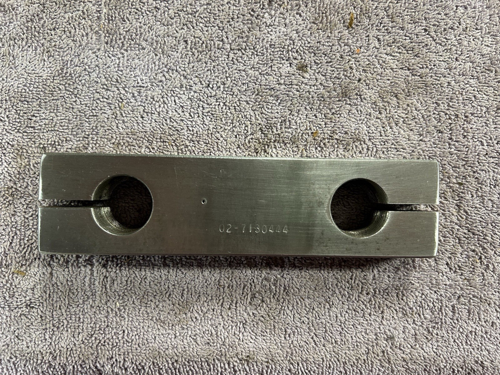NOS Front Axle Shackle Side Plate Steel Threaded Part #02-7130444 HD Comm. Truck