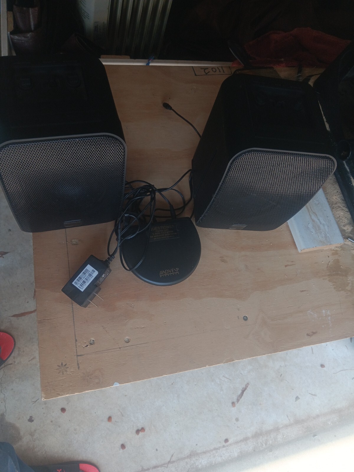 Recoton wireless speakers