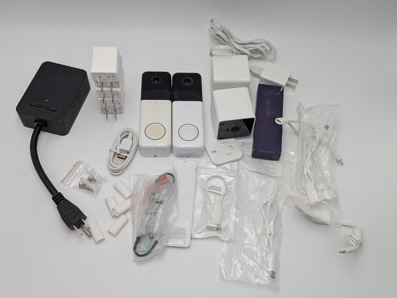 Wyze Lot Camera Video Doorbell Pro Camera  - White/Grey - For parts Repair