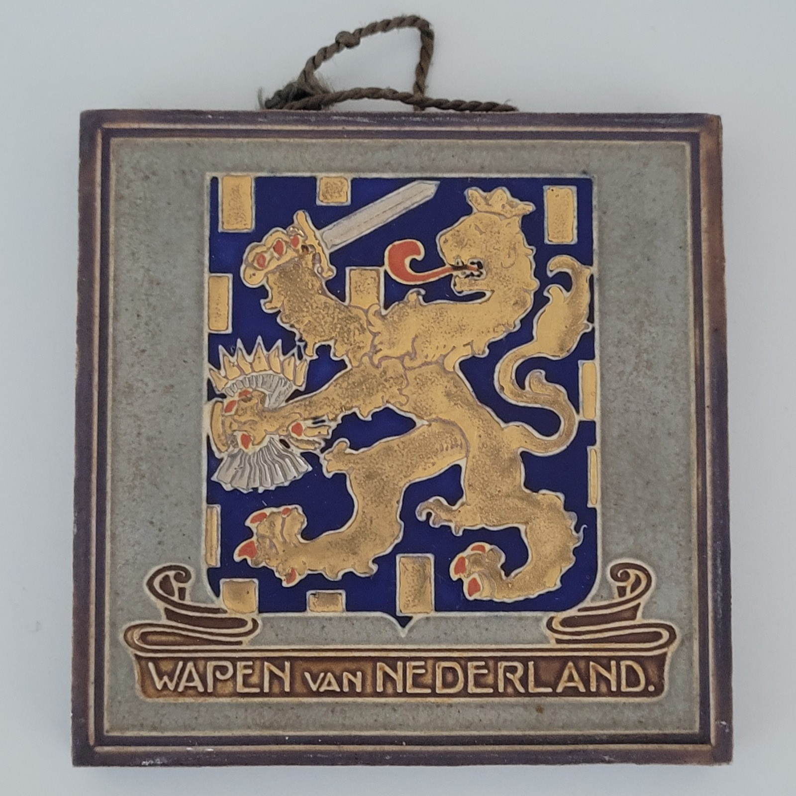 1937 Coat of Arms of the Netherlands Delft Cloisonne Tile KOFFIE HAG Holland